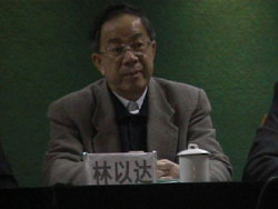 j02.jpg (11377 bytes)